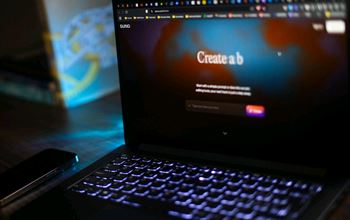 Pedopornografia e AI: Telefono Azzurro chiede all'Italia di recepire la direttiva UE
